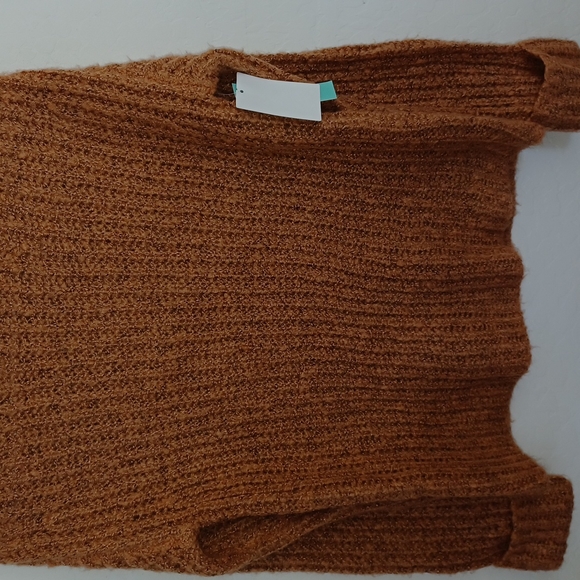 Abound Turtleneck - Picture 5 of 14